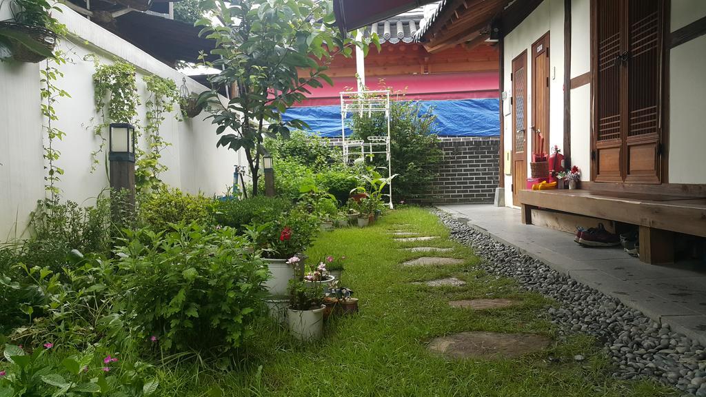 Jeonju Nostalgic Home Exterior photo